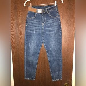 Stone Park crop jeans size 24